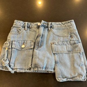 NEVER WORN Angles Denim Skirt